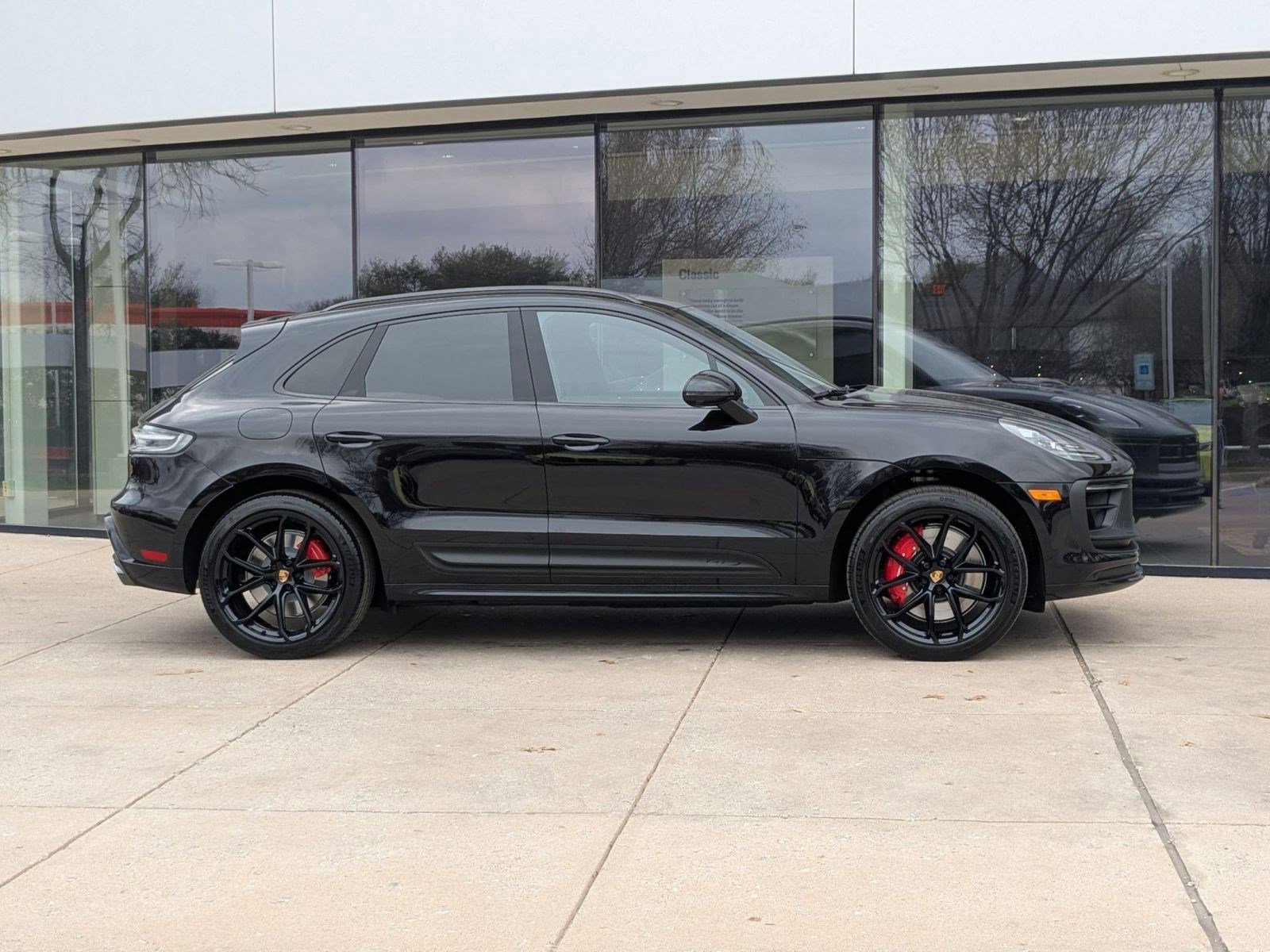 New 2026 Porsche Macan GTS AWD/4WD image 8