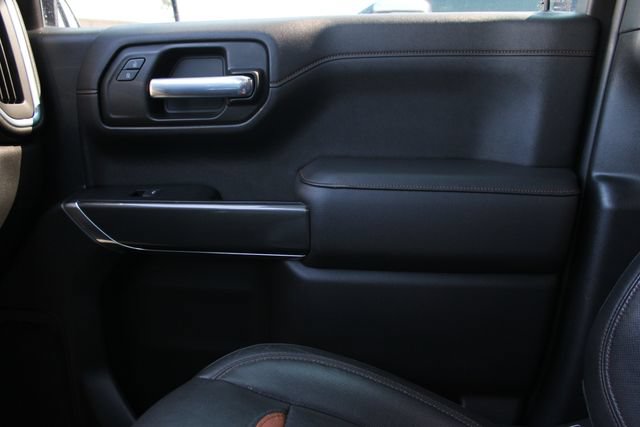 Used 2019 GMC Sierra 1500 AT4 w/ Driver Alert Package I AWD/4WD image 19