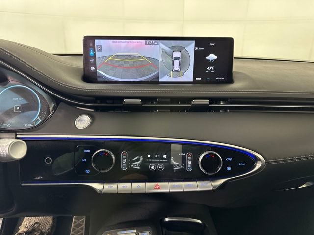 Used 2023 Genesis GV70 2.5T Sport Prestige w/ Sport Prestige Package image 22