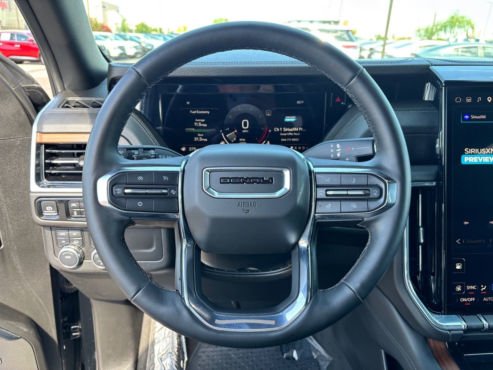 Used 2025 GMC Yukon XL Denali AWD/4WD image 18