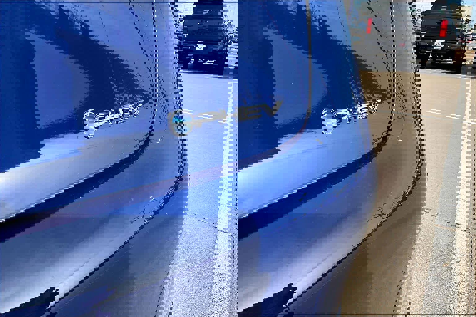 New 2026 Toyota Prius Plug-In Hybrid image 17