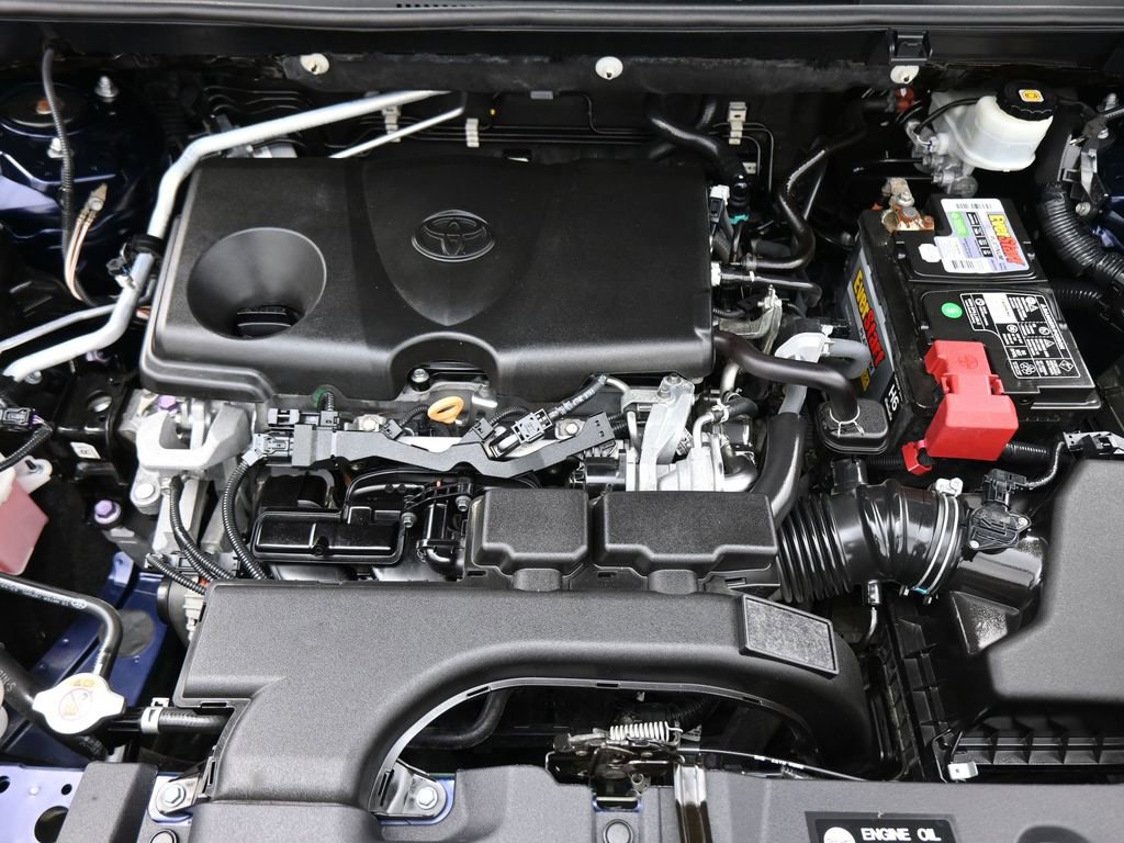 Used 2019 Toyota RAV4 XLE image 18