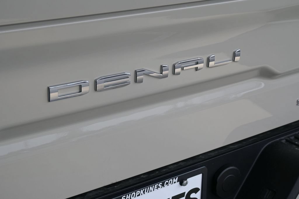New 2026 GMC Sierra 1500 Denali AWD/4WD image 11