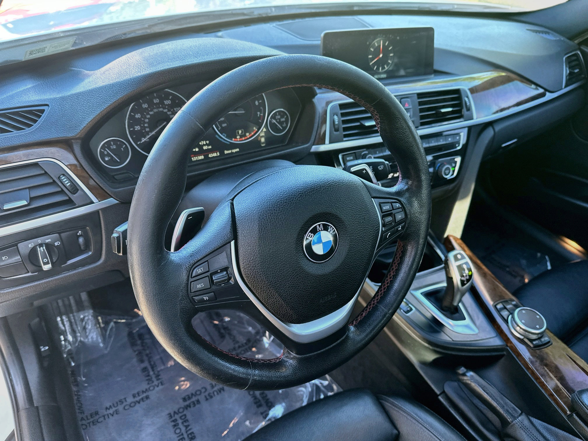Used 2017 BMW 330i xDrive Sedan AWD/4WD image 18