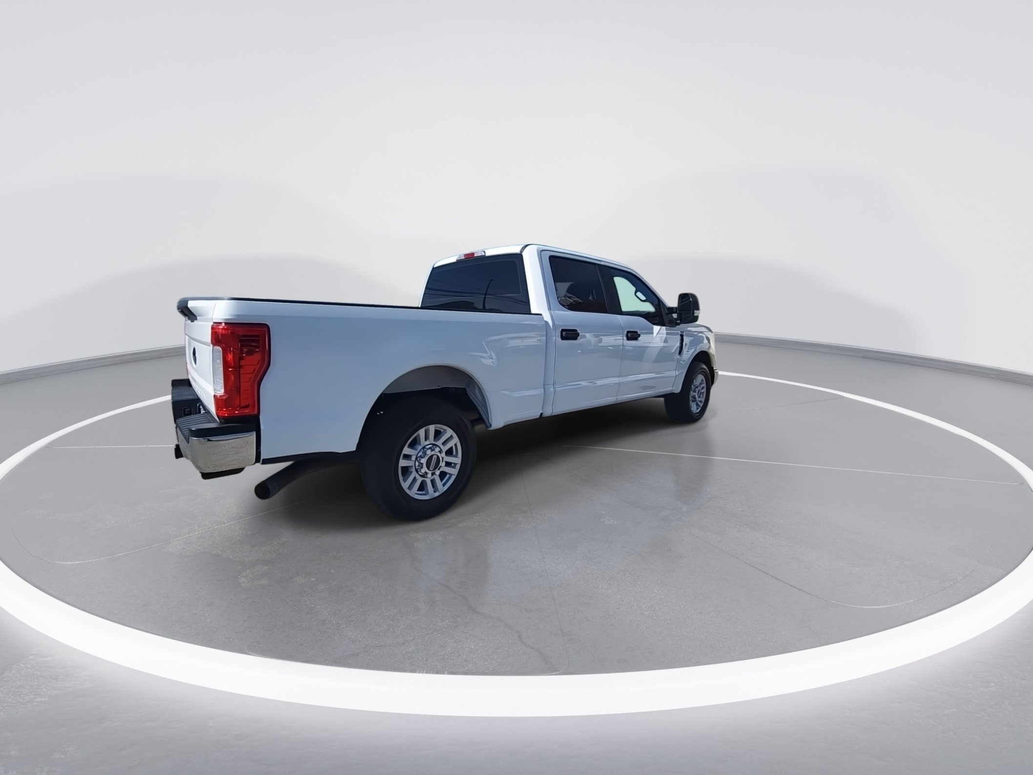 Used 2019 Ford F250 XL w/ STX Appearance Package RWD image 8
