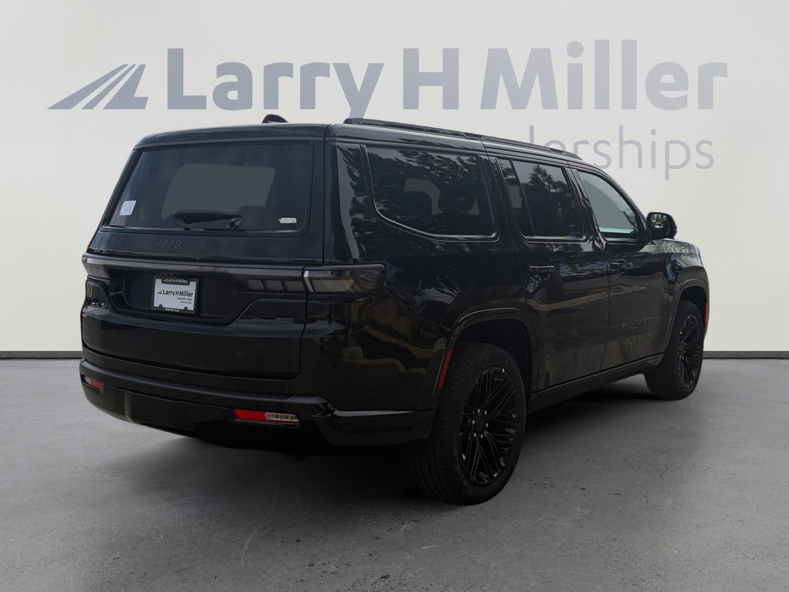 New 2026 Jeep Grand Wagoneer Limited AWD/4WD image 5