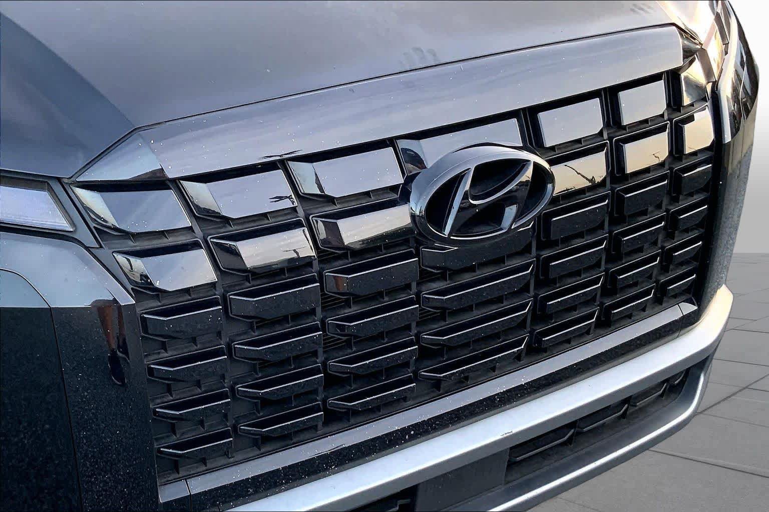 Used 2025 Hyundai Palisade SEL FWD image 28