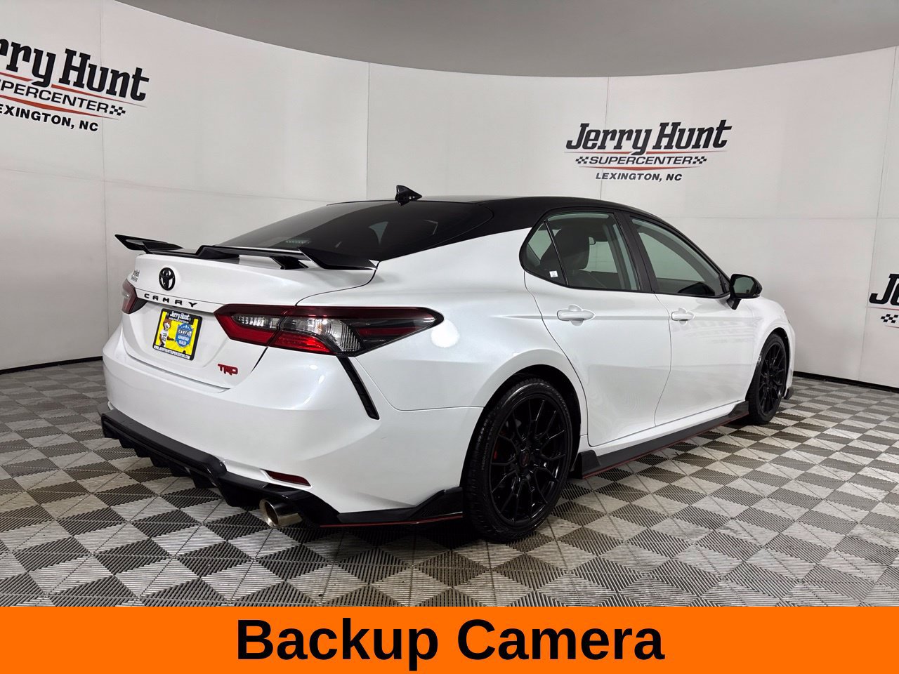 Used 2021 Toyota Camry TRD FWD image 5