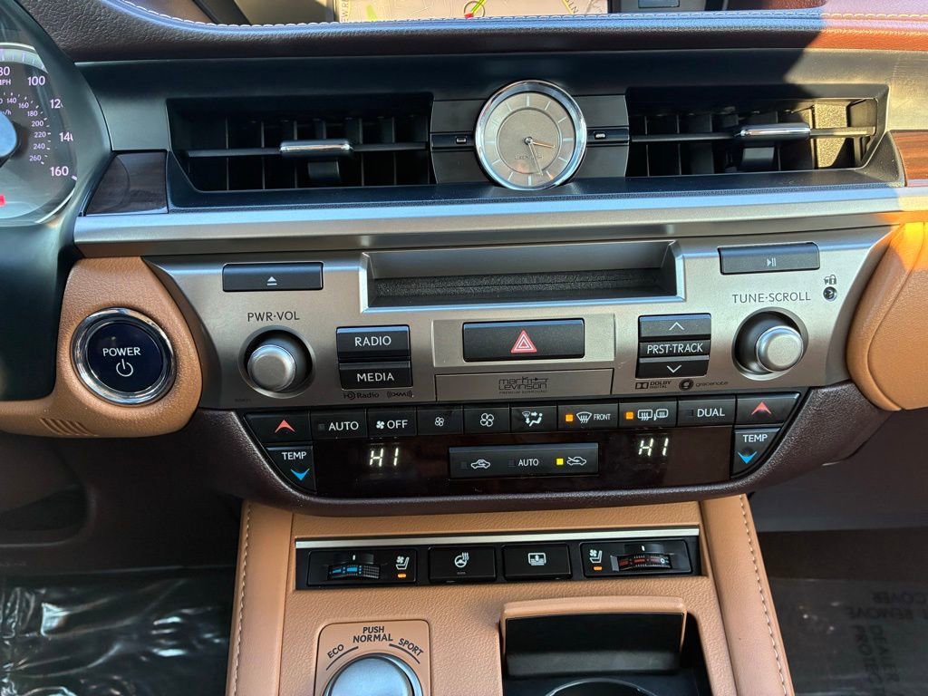 Used 2018 Lexus ES 300h image 30