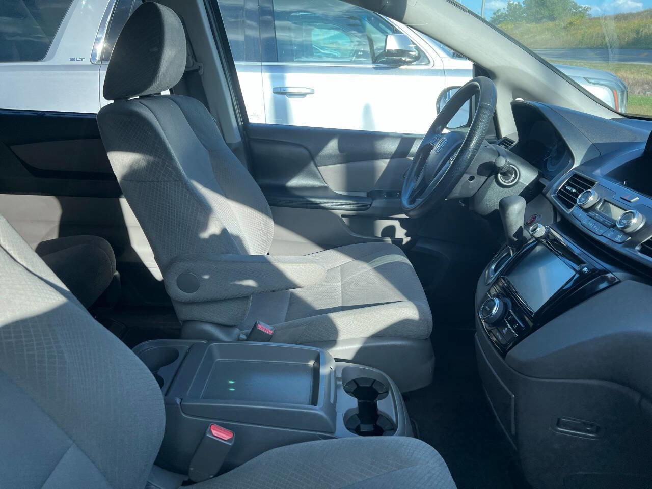 Used 2014 Honda Odyssey EX image 8