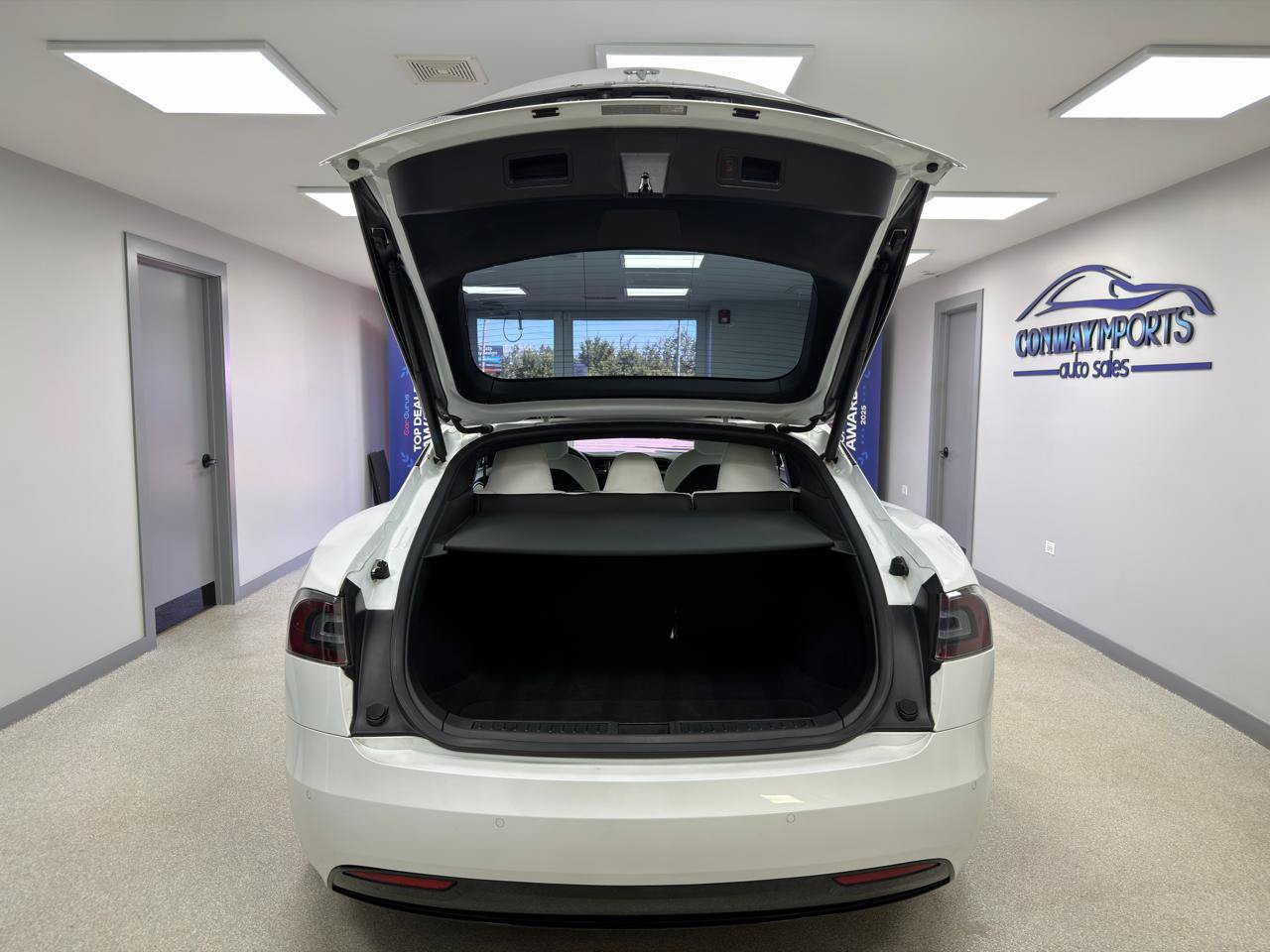 Used 2020 Tesla Model S AWD image 32