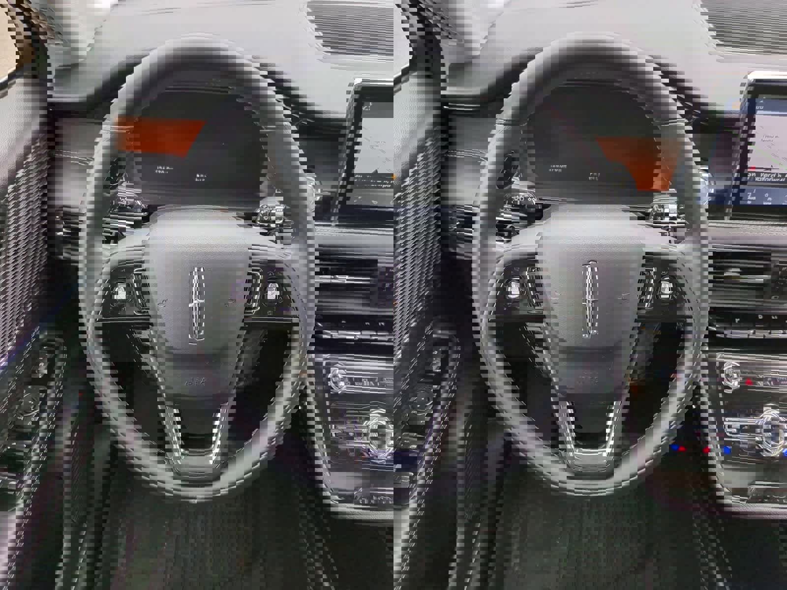 Used 2022 Lincoln Corsair Reserve w/ Sport Package image 24