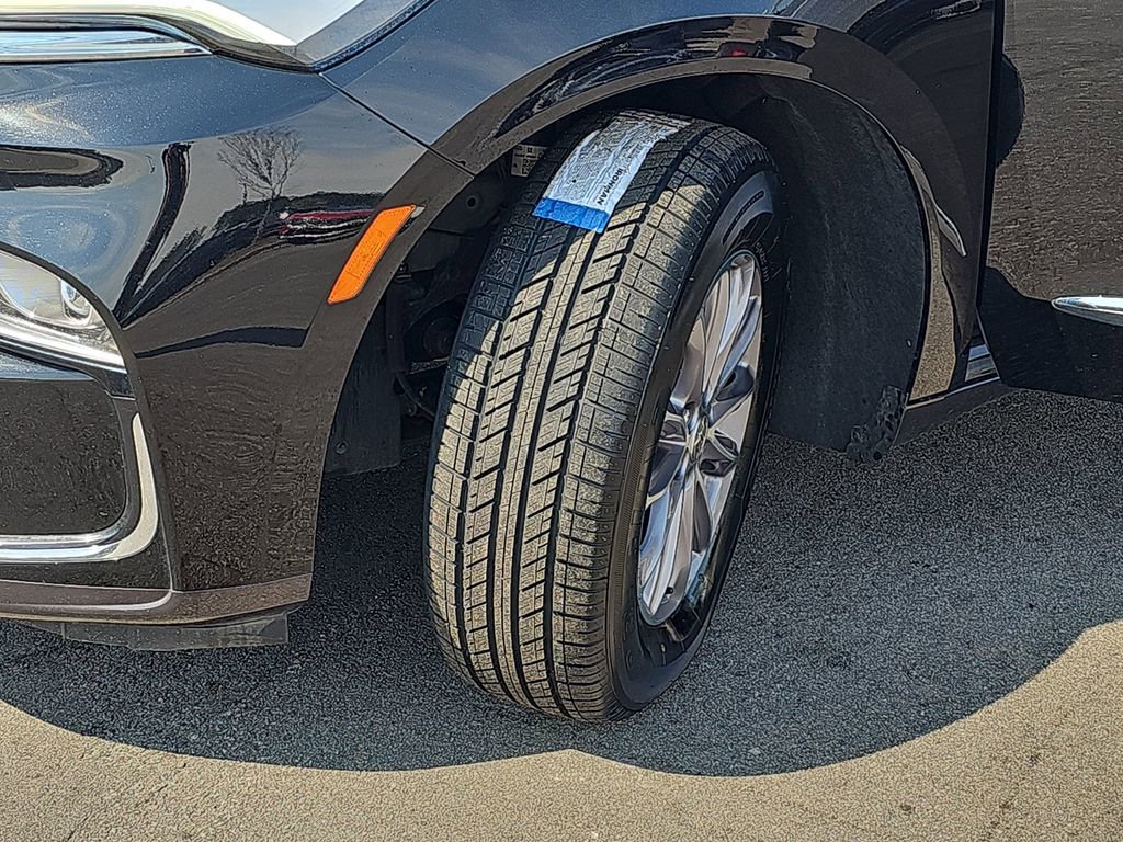 Used 2024 Buick Enclave Premium image 36