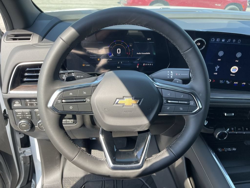 New 2026 Chevrolet Suburban Premier w/ Sun And Tow Package AWD/4WD image 14