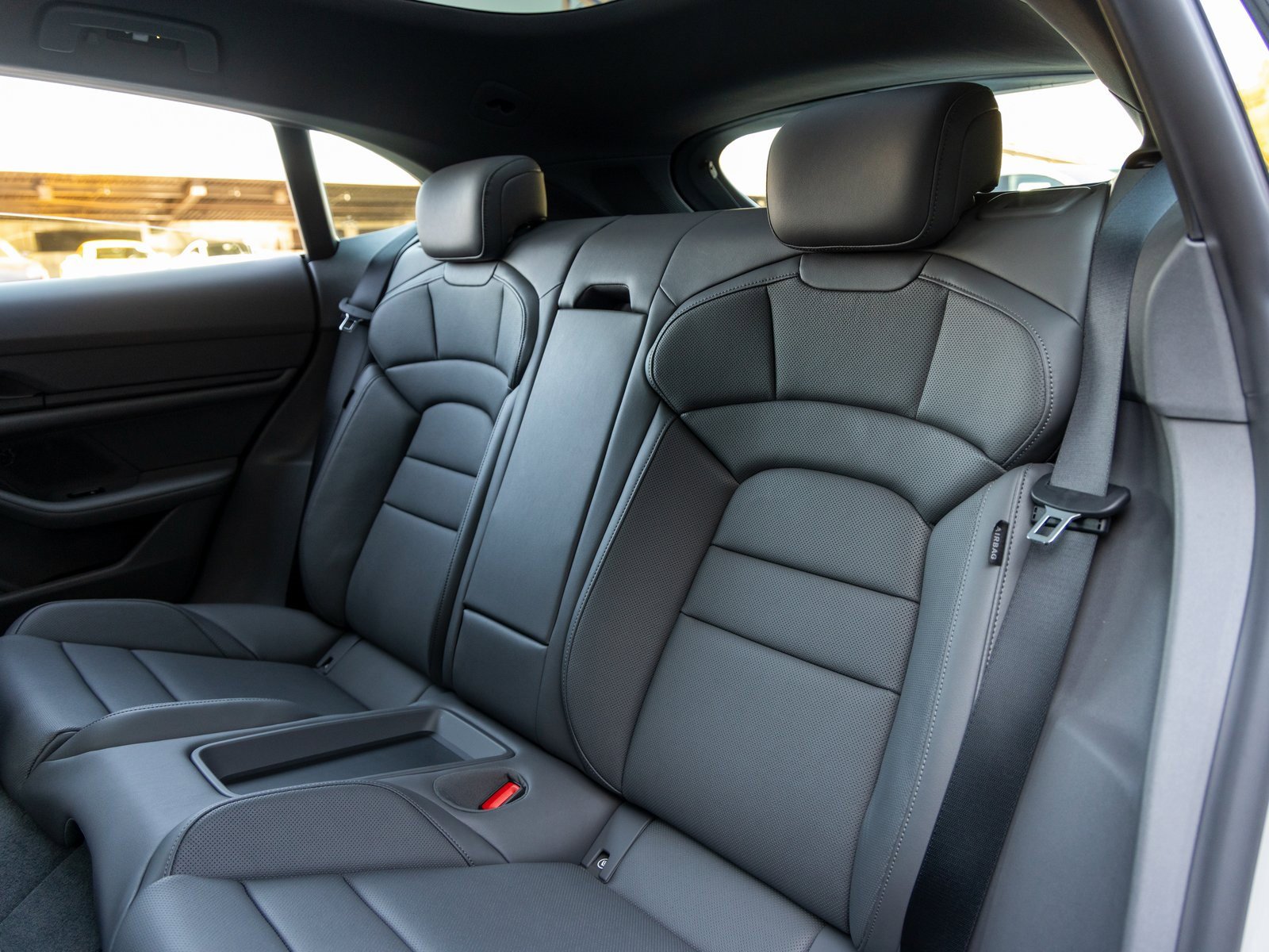 Used 2025 Porsche Taycan 4S image 47