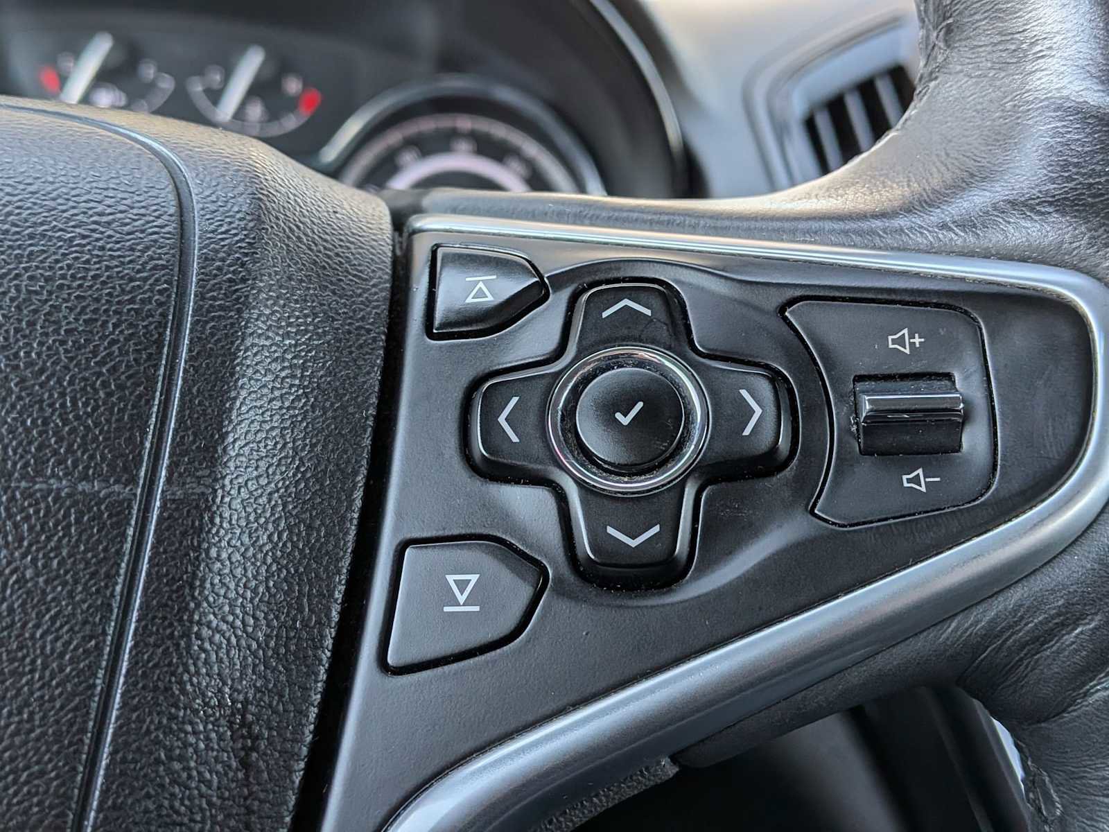 Used 2016 Buick Regal Premium image 23