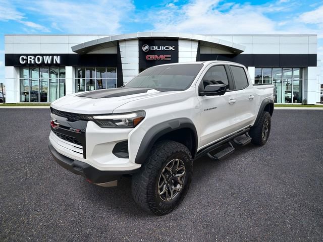 Used 2024 Chevrolet Colorado ZR2 w/ ZR2 Convenience Package III AWD/4WD image 1