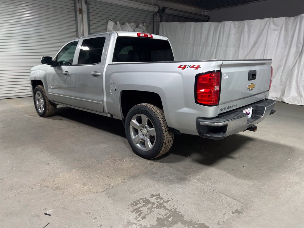 Used 2018 Chevrolet Silverado 1500 LT w/ All Star Edition AWD/4WD image 5