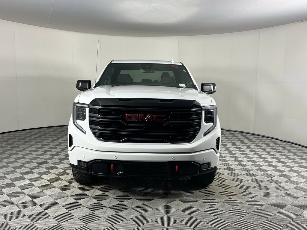 Used 2025 GMC Sierra 1500 AT4 image 5