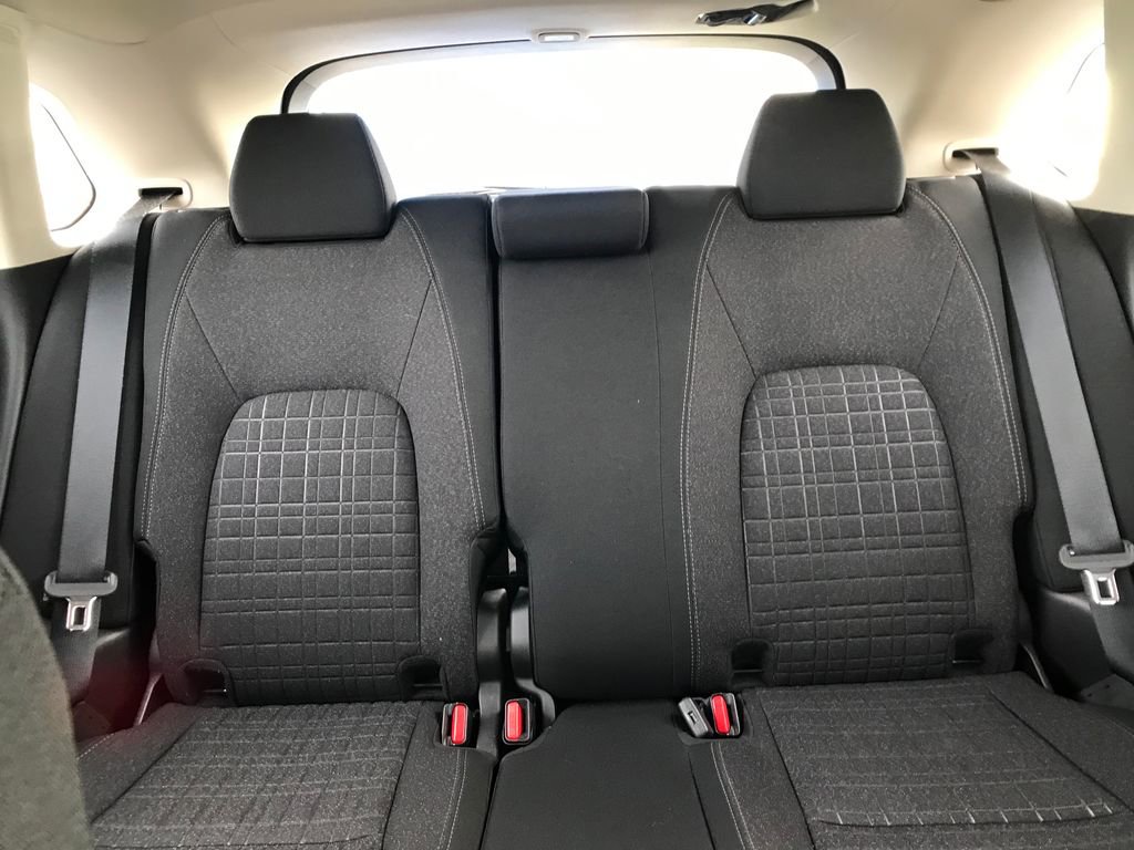 Certified 2023 Honda HR-V LX image 9