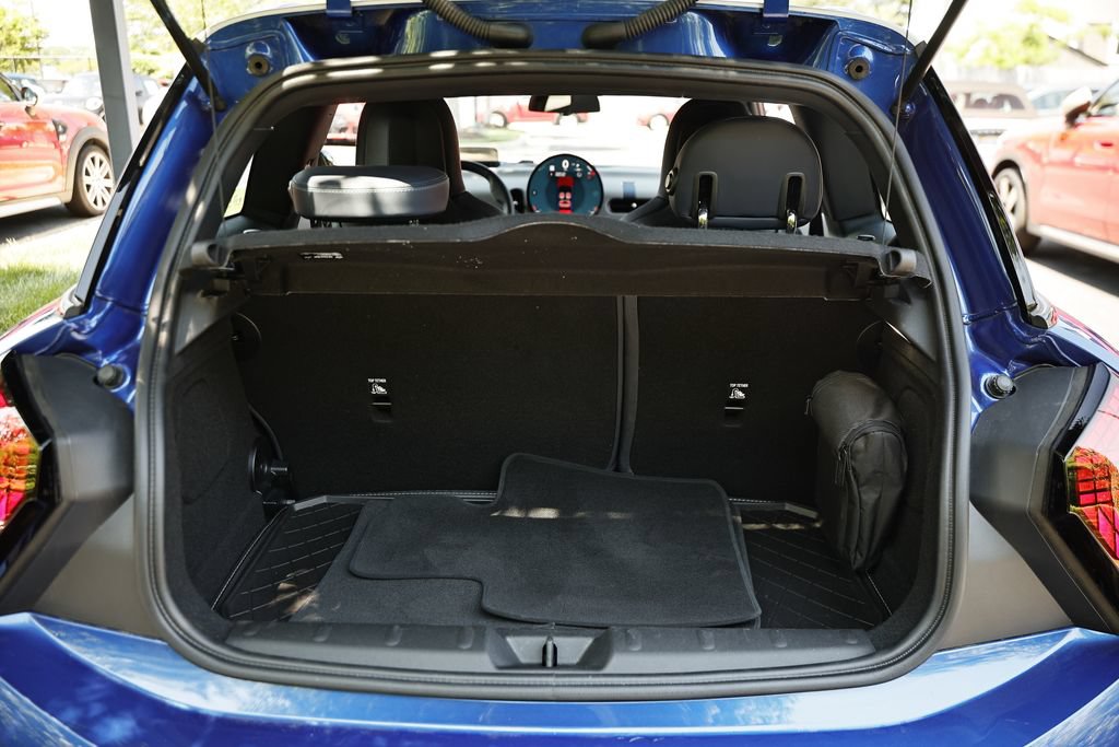 Used 2025 MINI Cooper S FWD image 25