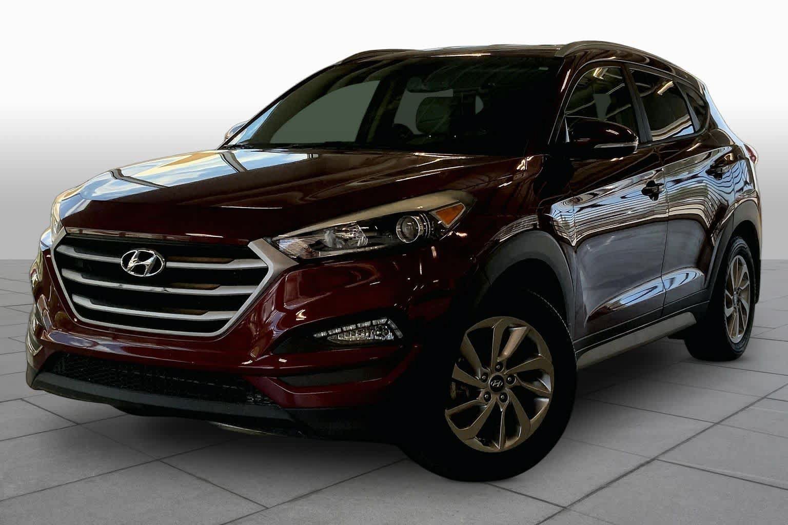 Used 2017 Hyundai Tucson SE Plus AWD/4WD video 1