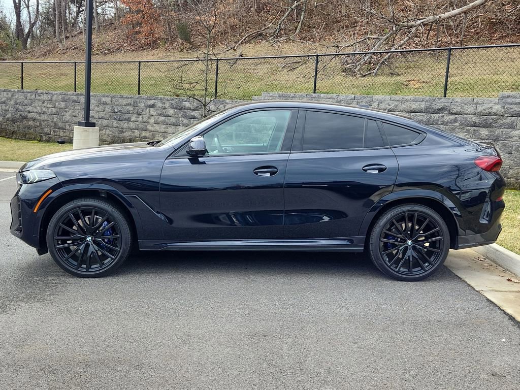 Used 2025 BMW X6 xDrive40i w/ Executive Package image 6