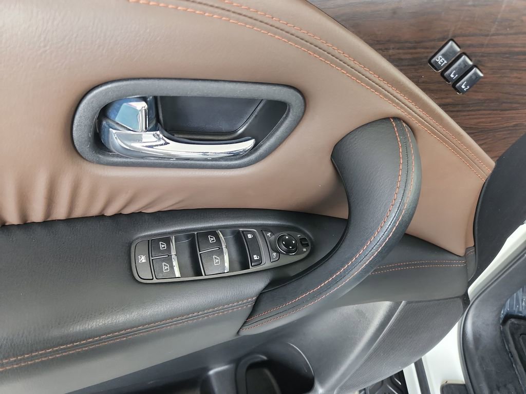 Certified 2018 Nissan Armada Platinum w/ Interior Lighting Package image 33