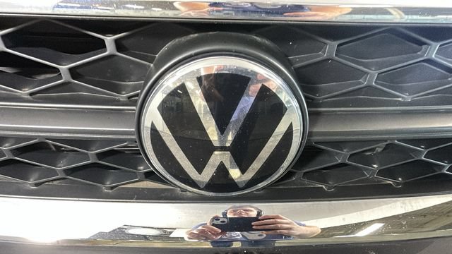 Used 2022 Volkswagen Taos SE FWD image 8