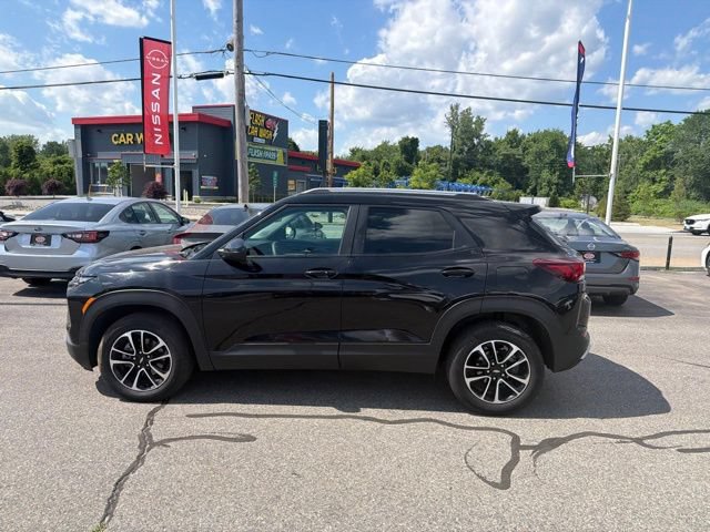 Used 2025 Chevrolet TrailBlazer LT AWD/4WD image 8