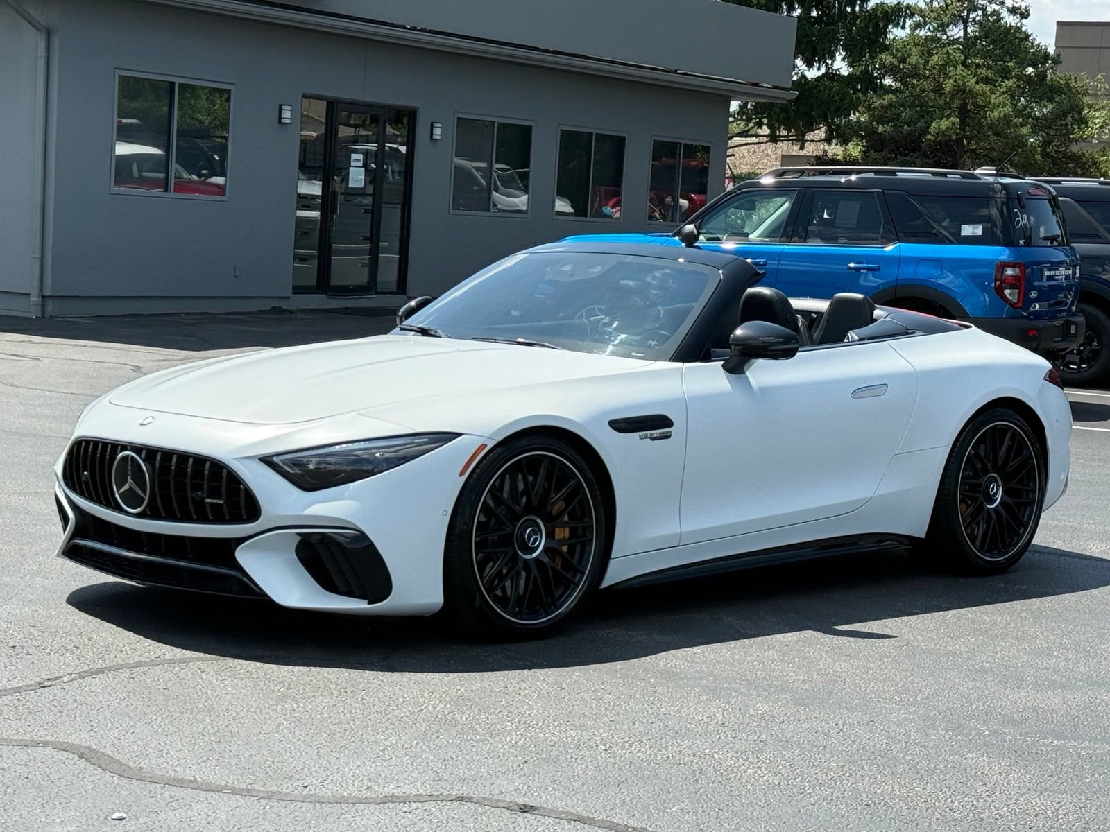 Used 2025 Mercedes-Benz SL 63 AMG S e Performance 4MATIC image 8