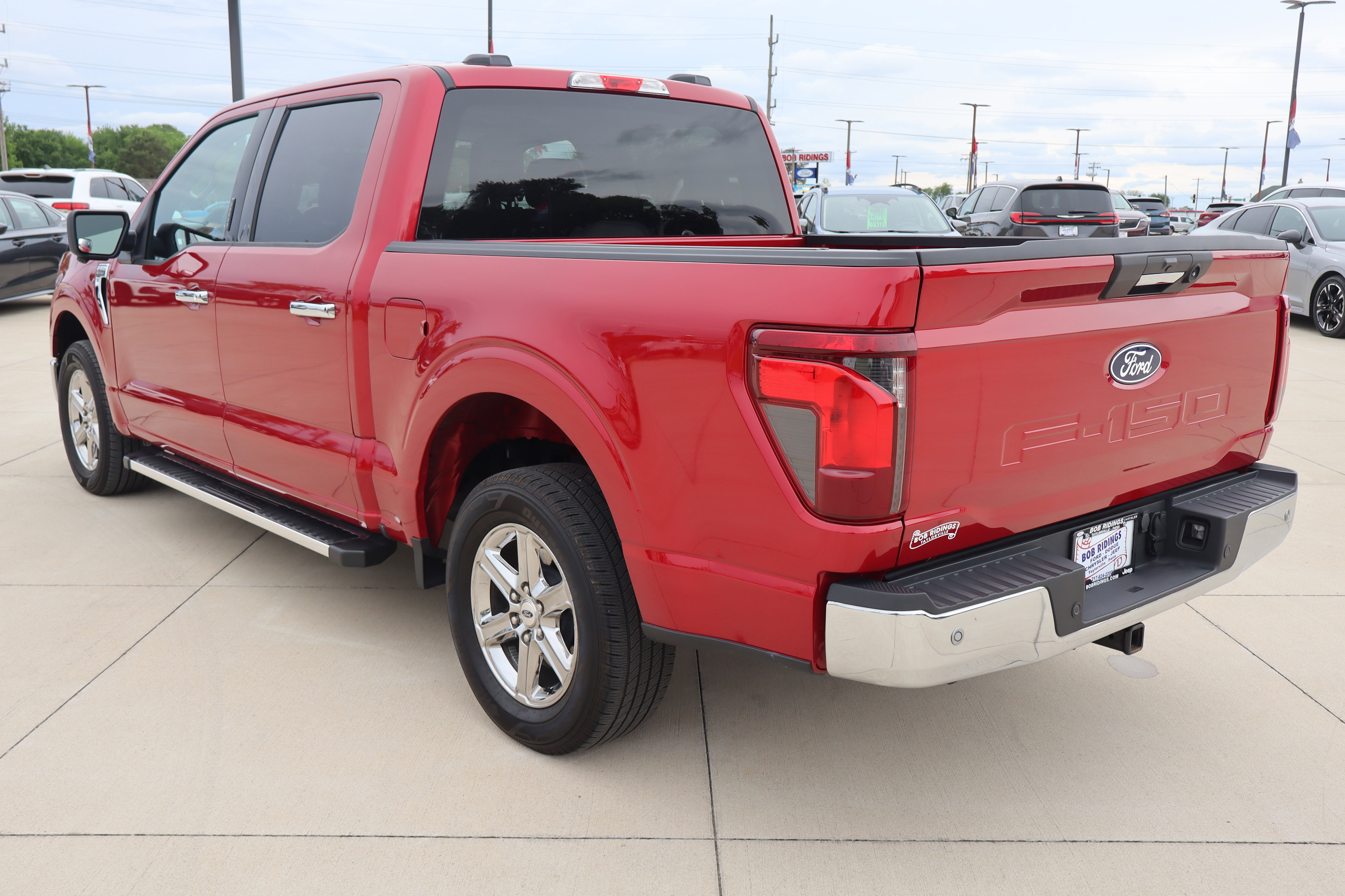 Used 2024 Ford F150 XLT w/ Mobile Office Package RWD image 8