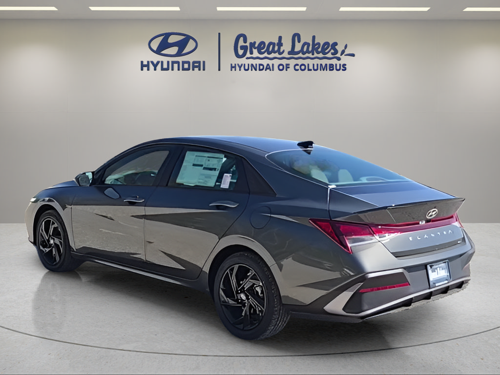 New 2026 Hyundai Elantra Sport FWD image 3