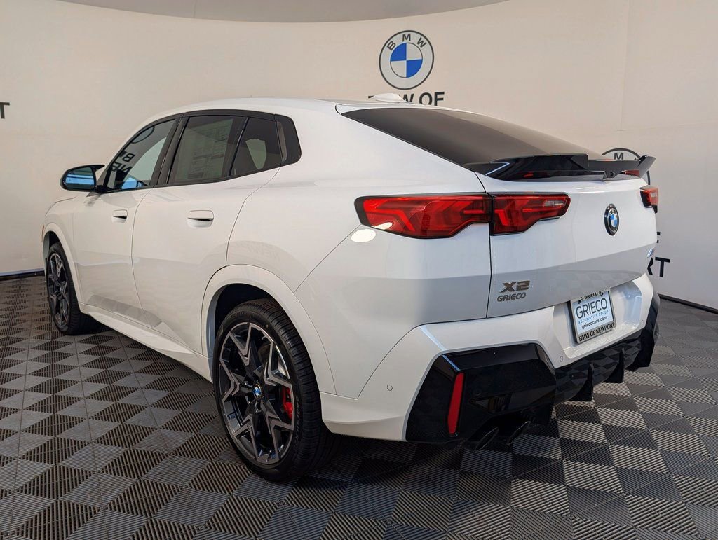 New 2026 BMW X2 M35i w/ M Sport Professional Package AWD/4WD image 8