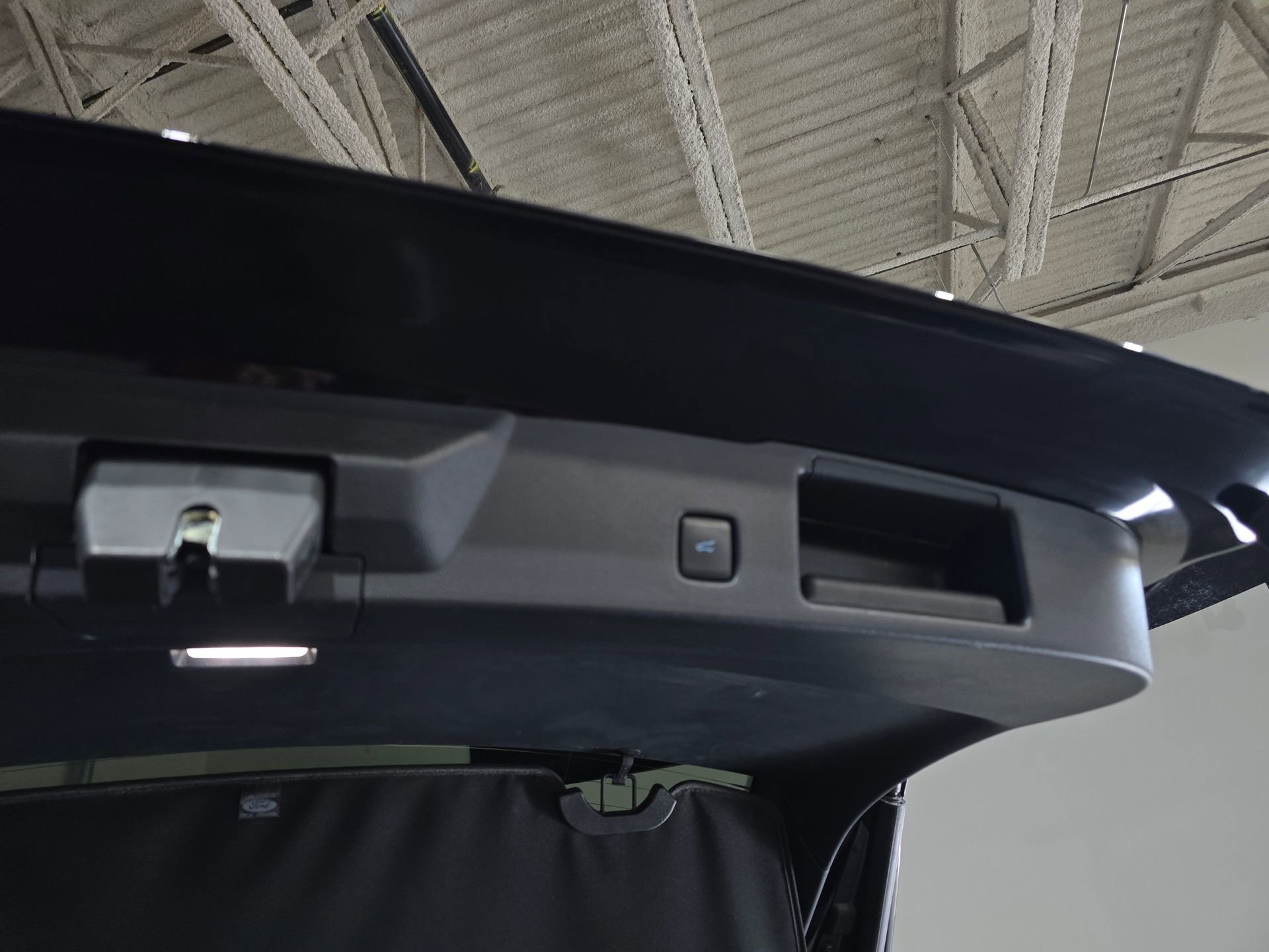 Used 2025 Ford Escape Active w/ Tech Pack #1 image 12