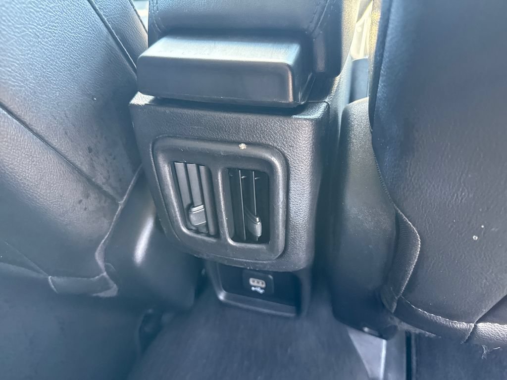 Used 2021 Jeep Compass Latitude AWD/4WD image 26
