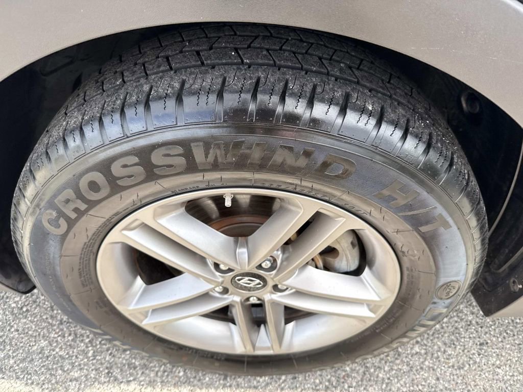 Used 2018 Hyundai Santa Fe Sport w/ 2.4L Value Package 02 image 12