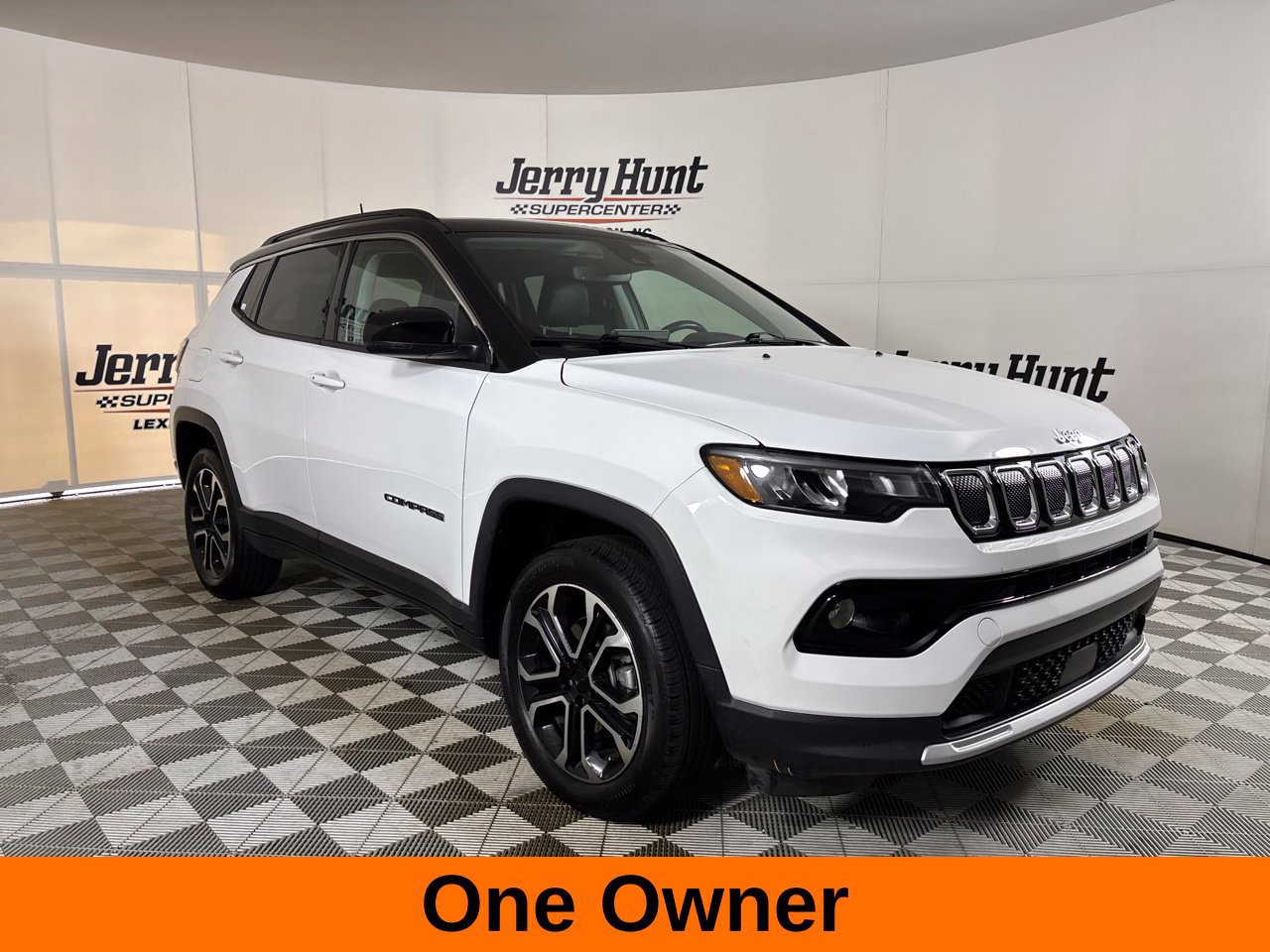 Used 2022 Jeep Compass Limited w/ Sun and Sound Group AWD/4WD image 4