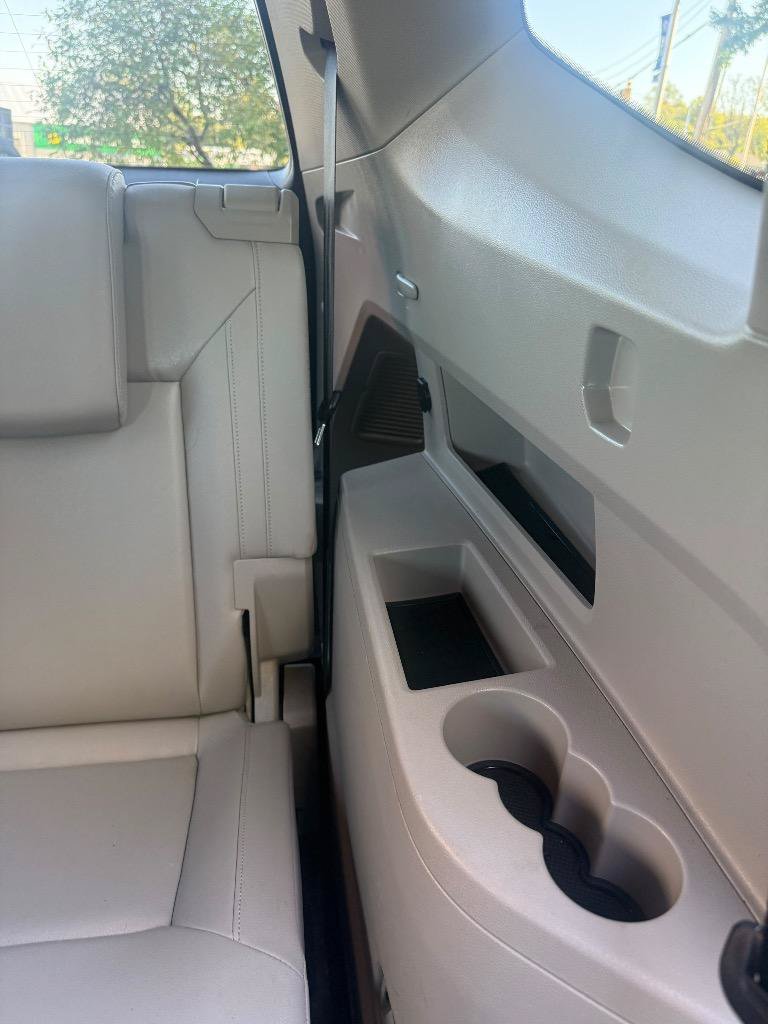 Used 2018 Volkswagen Atlas SE AWD/4WD image 22