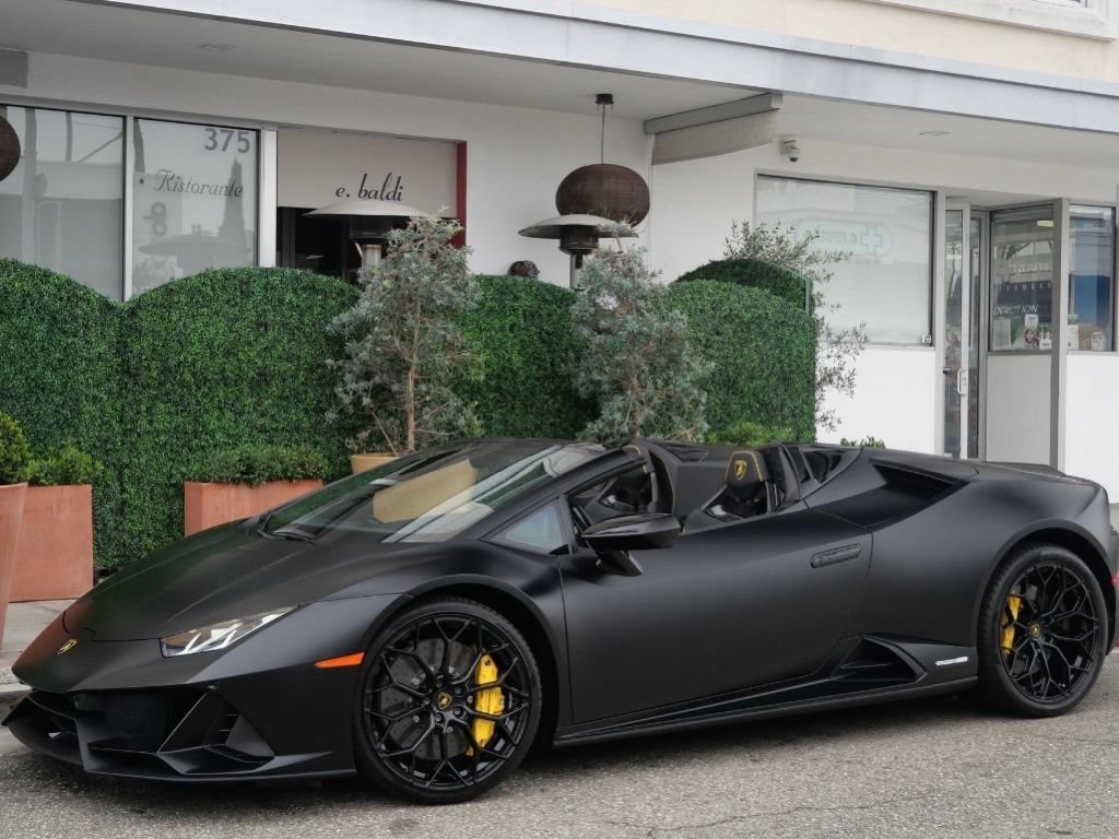 Used 2024 Lamborghini Huracan EVO AWD/4WD image 17