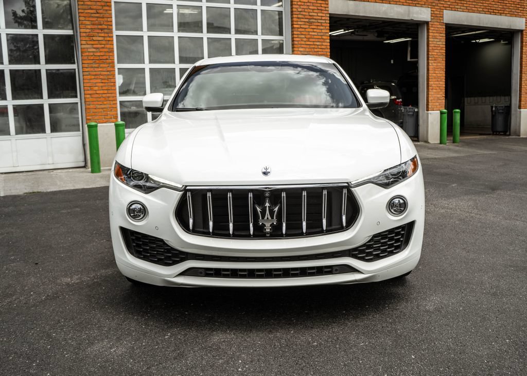 Used 2023 Maserati Levante GT AWD/4WD image 34