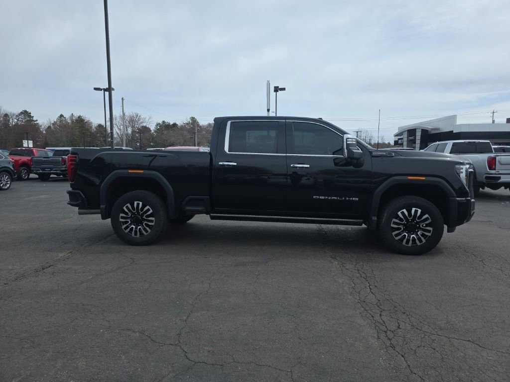 Used 2024 GMC Sierra 2500 Denali Ultimate image 5