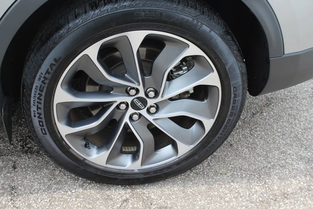 Used 2022 Lincoln Nautilus Reserve AWD/4WD image 8