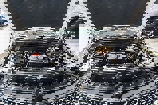 Used 2021 Cadillac Escalade Premium Luxury image 30