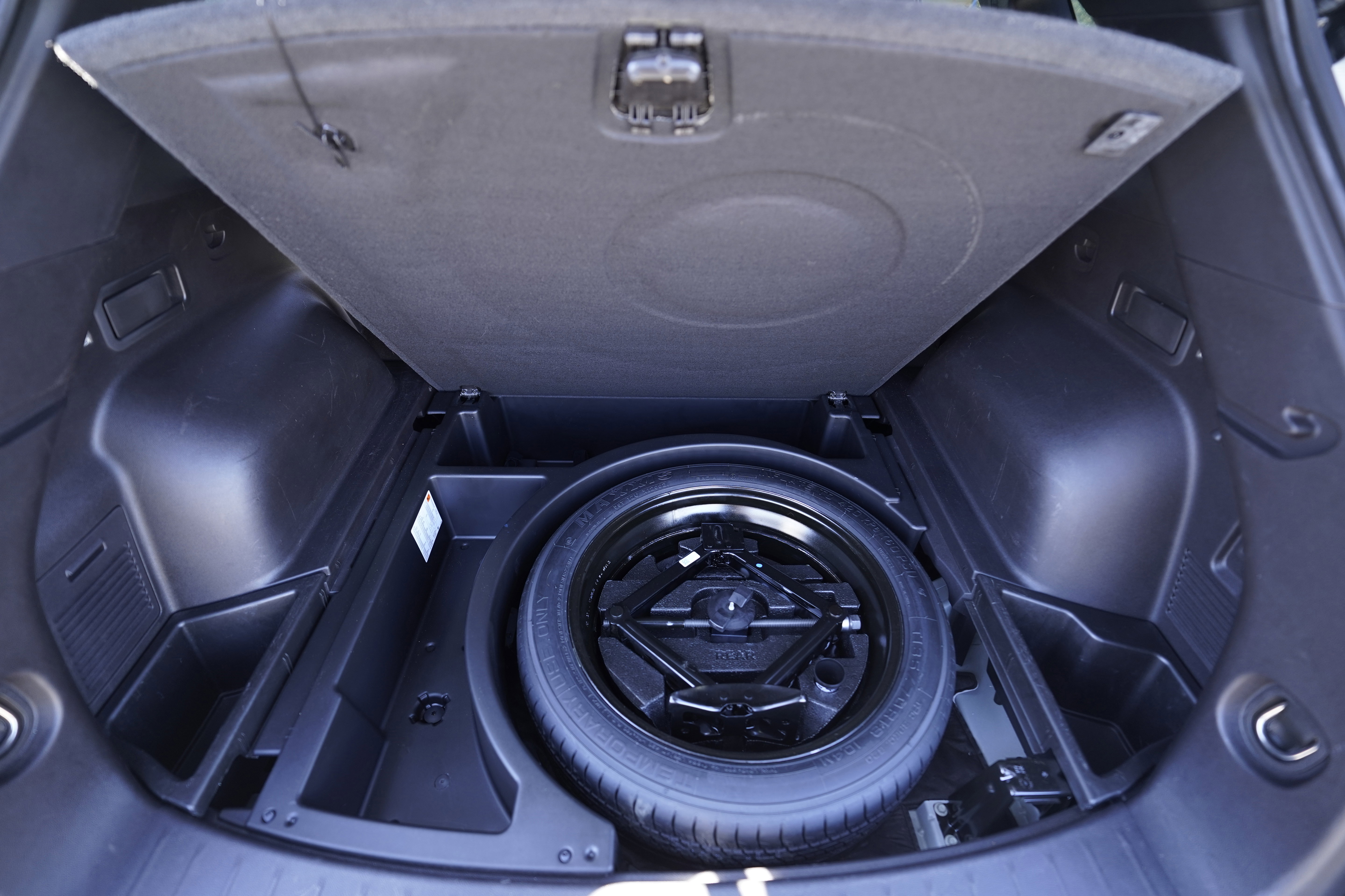 Used 2024 Chevrolet Blazer RS w/ Driver Confidence II Package image 48