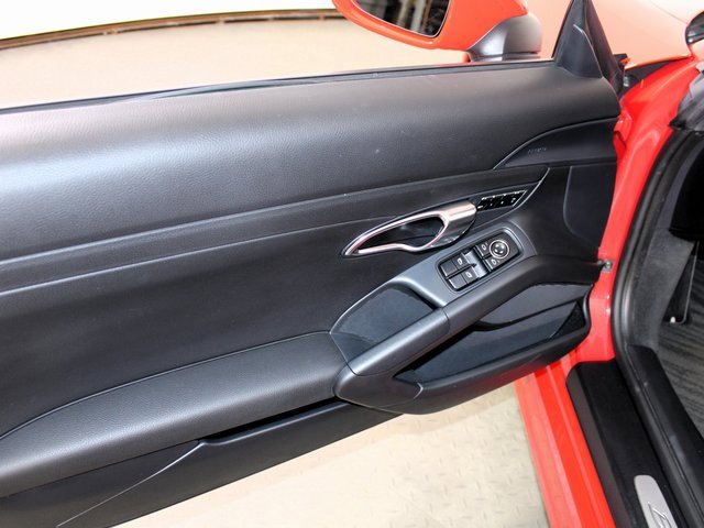Used 2013 Porsche Boxster image 18