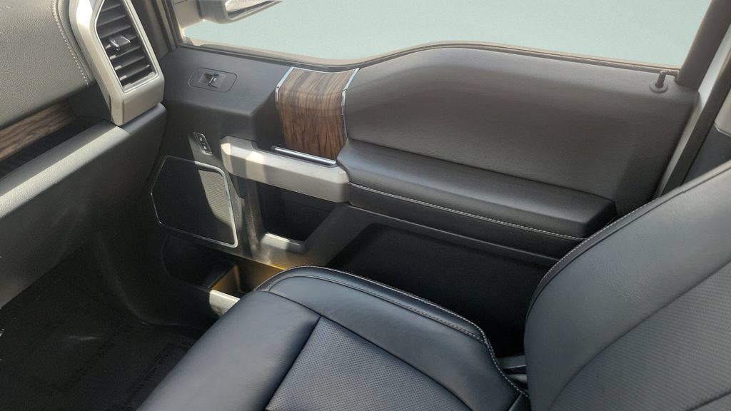 Used 2020 Ford F150 Lariat AWD/4WD image 13