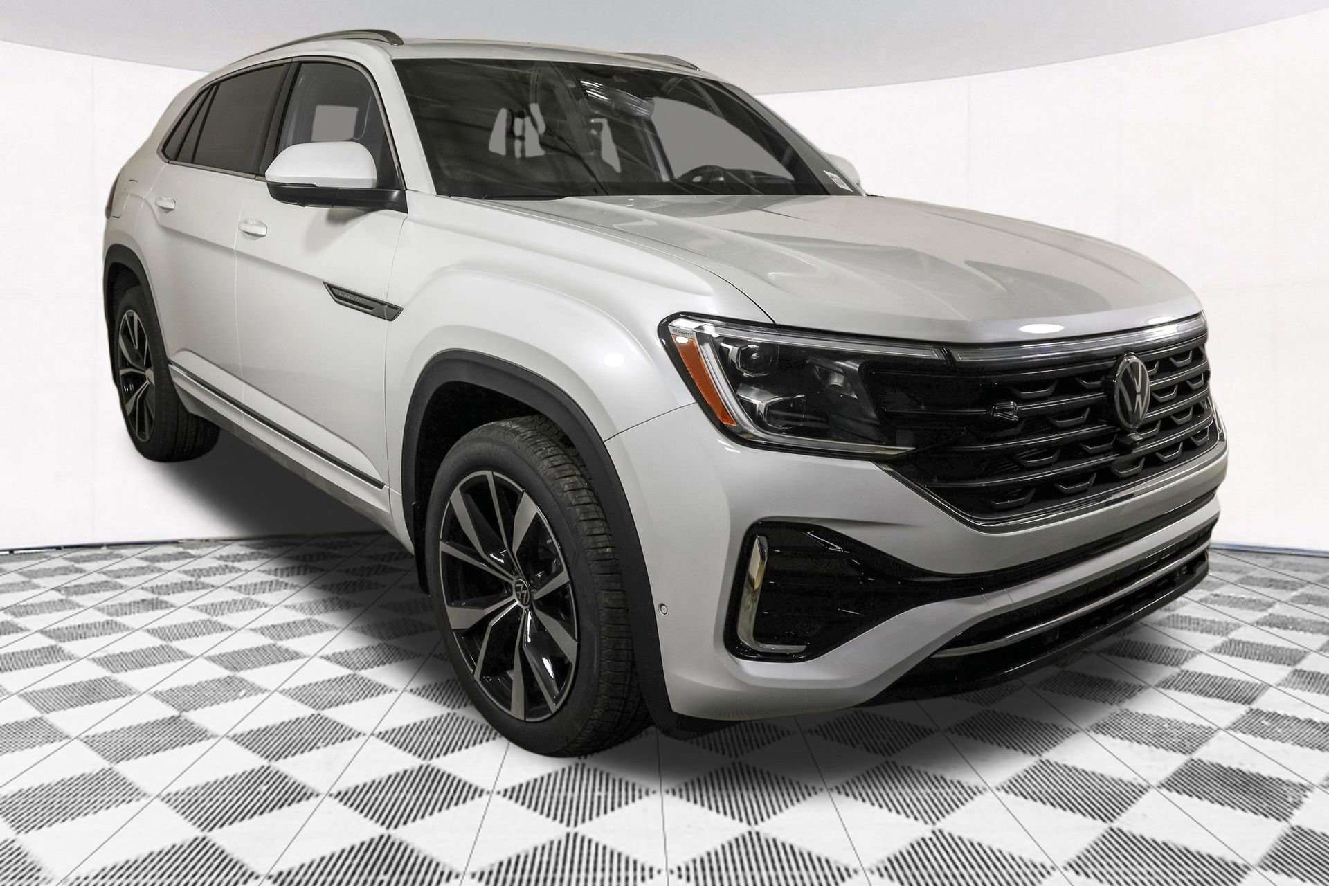 New 2026 Volkswagen Atlas Cross Sport SEL Premium R-Line image 9