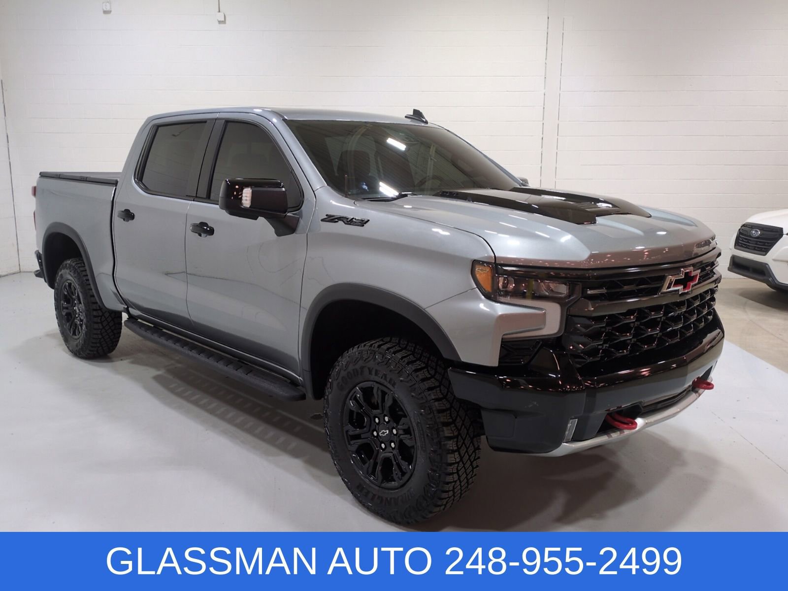 Used 2023 Chevrolet Silverado 1500 ZR2 w/ Technology Package AWD/4WD image 1