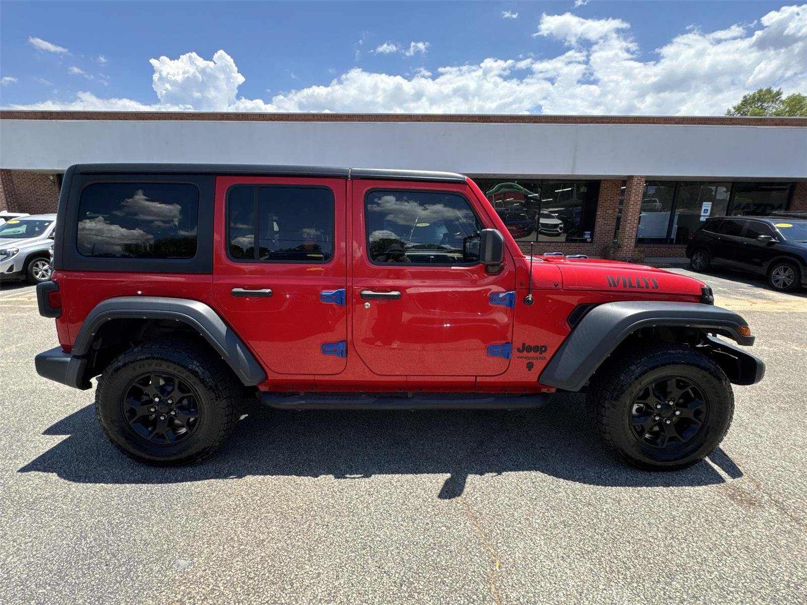 Used 2022 Jeep Wrangler Unlimited Sport AWD/4WD image 8